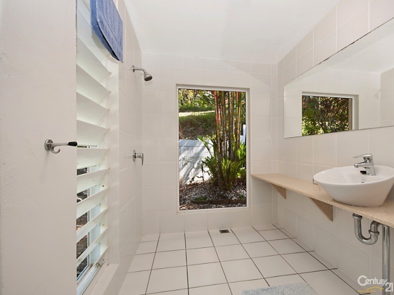 27 Jabeva Close, Miallo QLD 4873