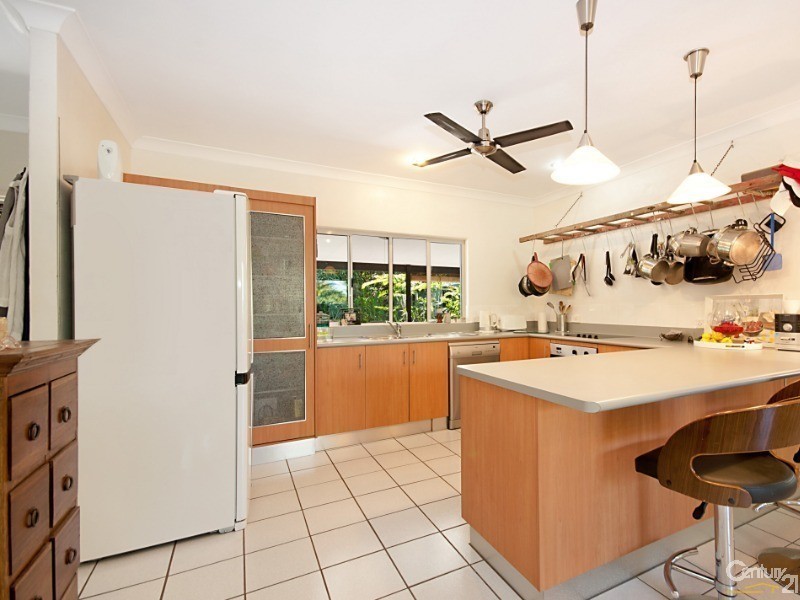 27 Jabeva Close, Miallo QLD 4873