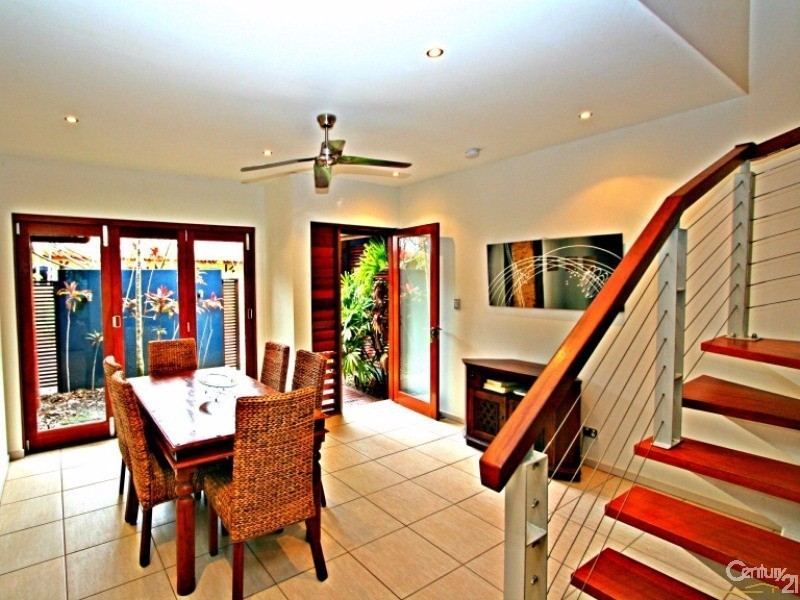 2/18 Andrews Close, Port Douglas QLD 4877