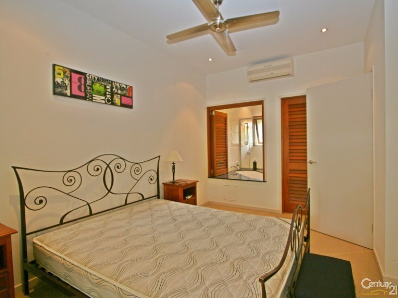 2/18 Andrews Close, Port Douglas QLD 4877