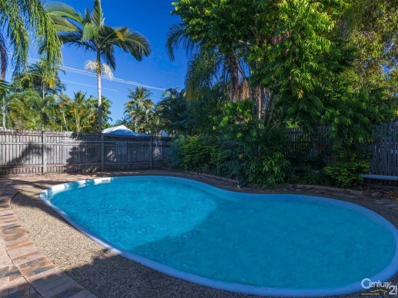 5 TROCHUS CLOSE, Port Douglas QLD 4877