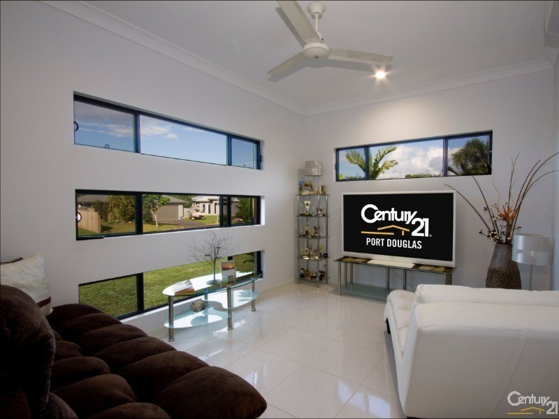 3 Yidi Close, Cooya Beach QLD 4873