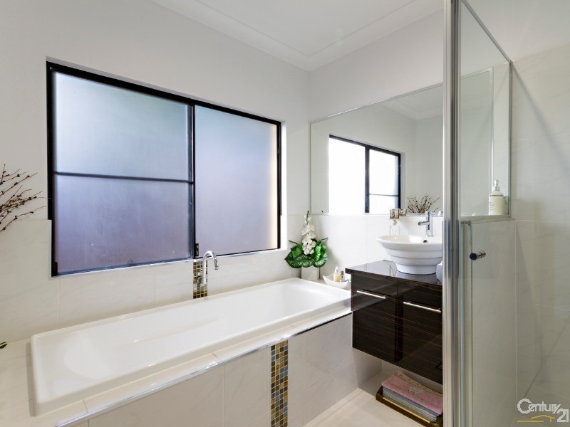 3 Yidi Close, Cooya Beach QLD 4873