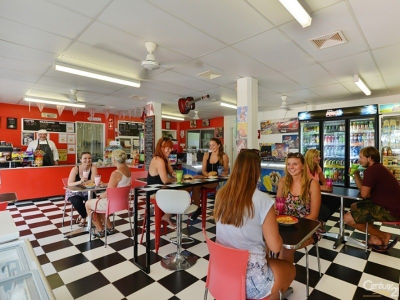 42 Marine Pde, Newell QLD 4873