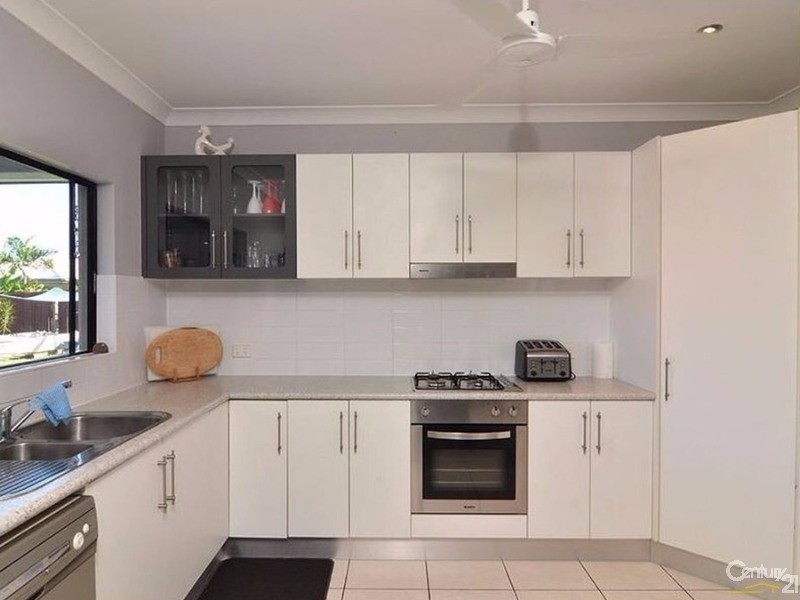 56 Cooya Beach Road, Cooya Beach QLD 4873