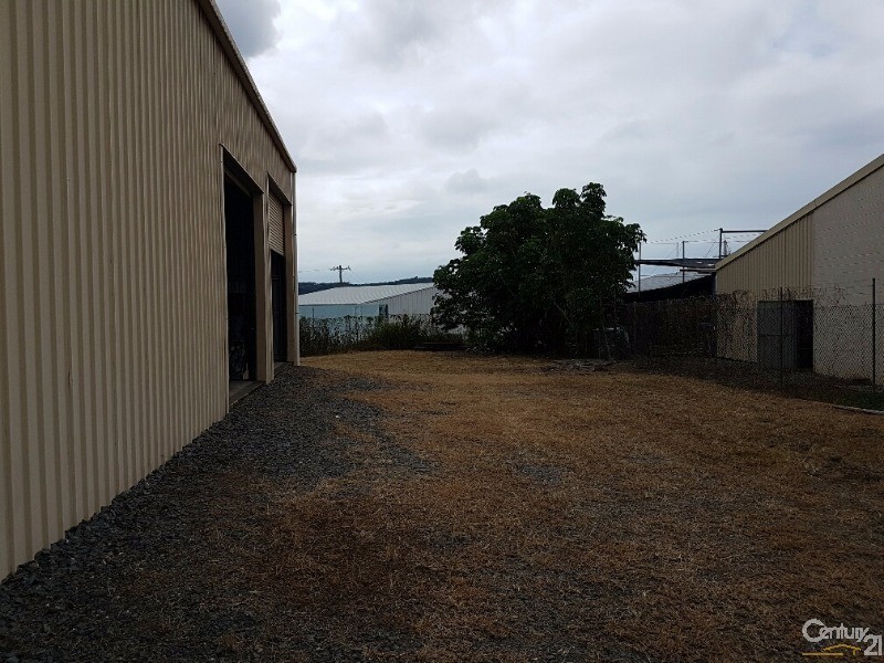 3 Allan Close, Mossman Gorge QLD 4873