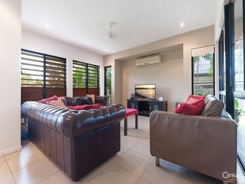 36 Brolga Street, Port Douglas QLD 4877