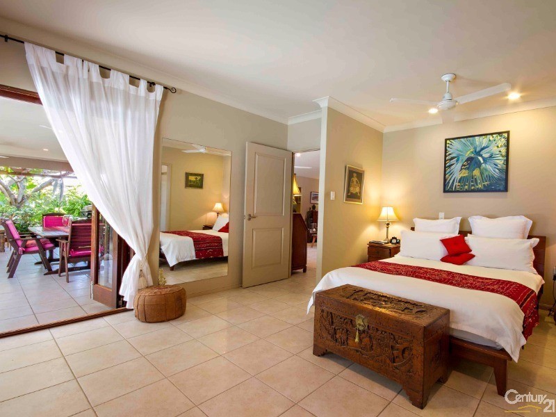 11 Bower Close, Port Douglas QLD 4877