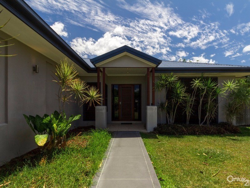 9 Sunbird Close, Port Douglas QLD 4877