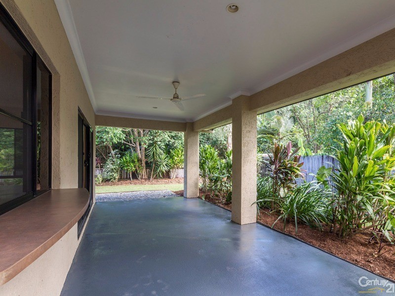 16 White Oak Avenue, Mossman QLD 4873