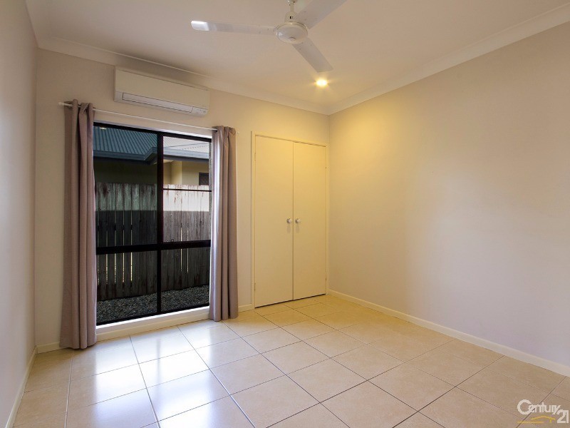 16 White Oak Avenue, Mossman QLD 4873
