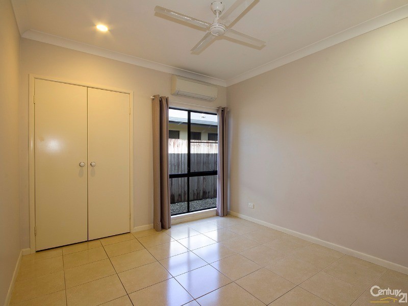 16 White Oak Avenue, Mossman QLD 4873