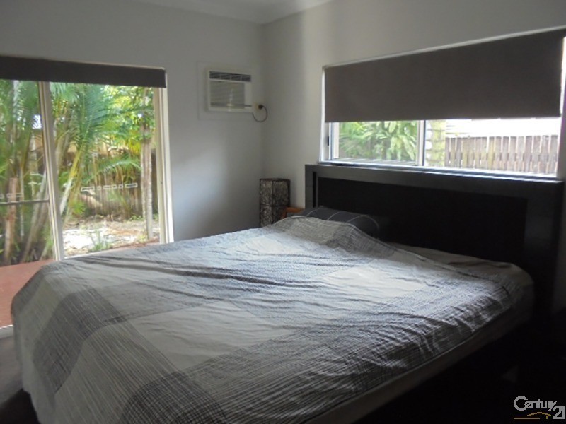 5 COOYA BEACH ROAD, Cooya Beach QLD 4873