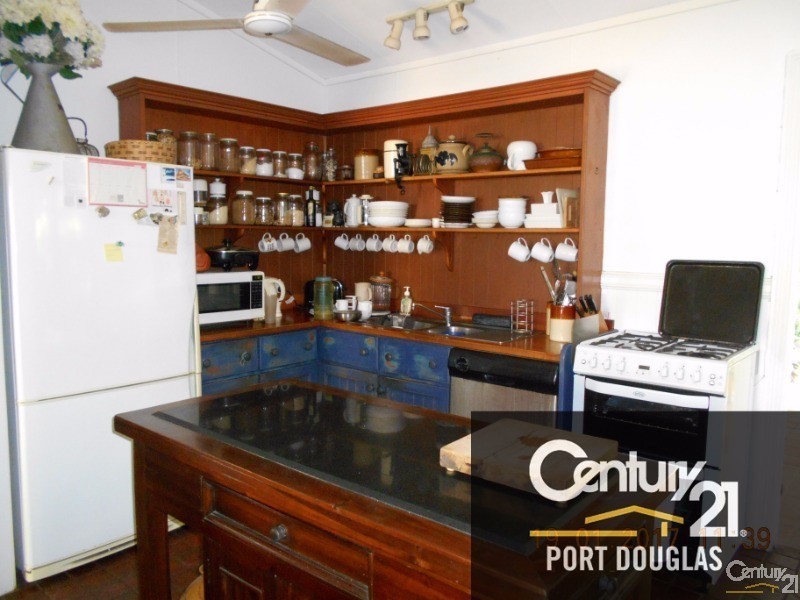 12 Mudlo Street, Port Douglas QLD 4877