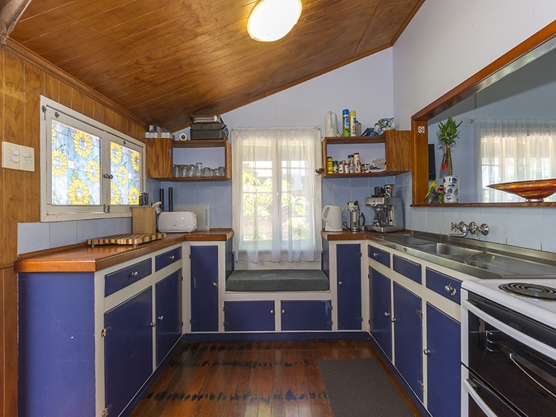 102 Marine Parade, Newell QLD 4873