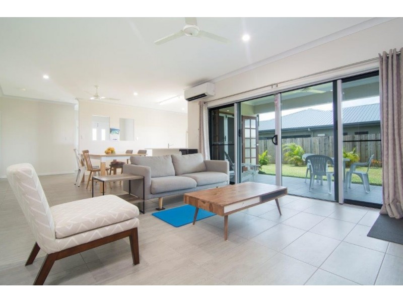 10 Julaji Close, Cooya Beach QLD 4873