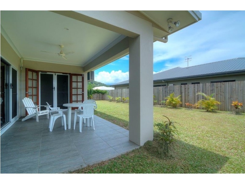 10 Julaji Close, Cooya Beach QLD 4873