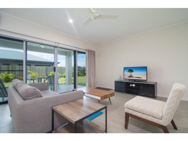 10 Julaji Close, Cooya Beach QLD 4873