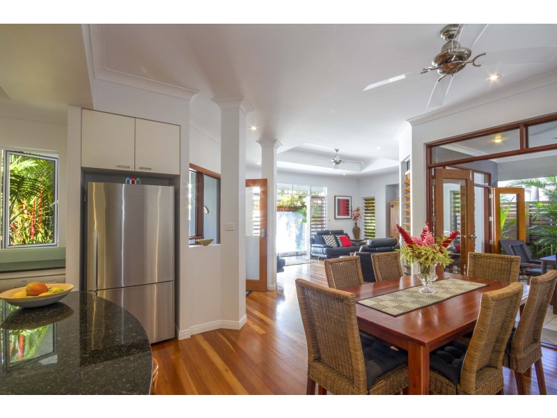 2/7 Coral Drive, Port Douglas QLD 4877