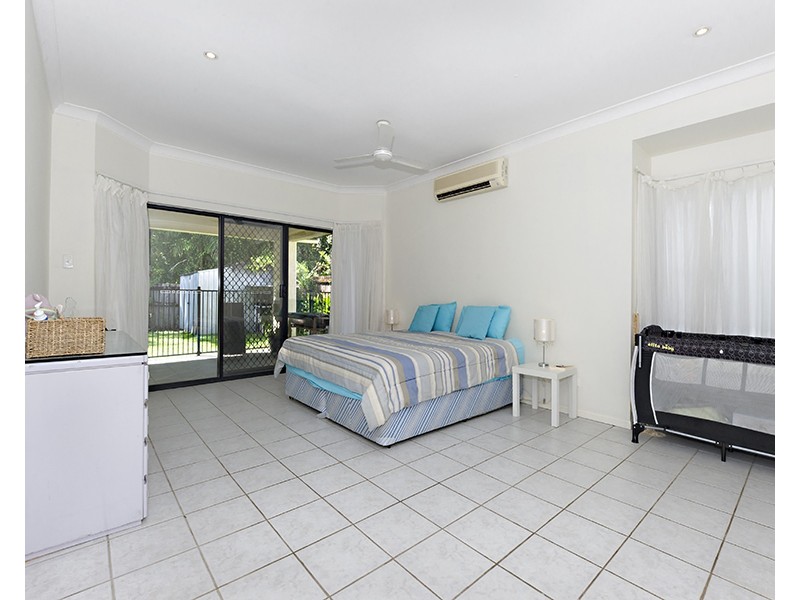 8 Birdwing Street, Port Douglas QLD 4877