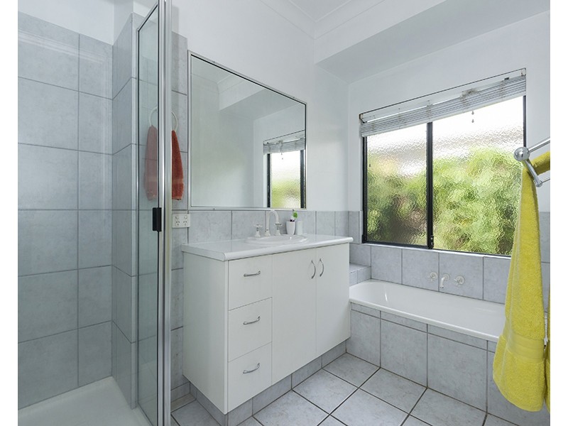 8 Birdwing Street, Port Douglas QLD 4877