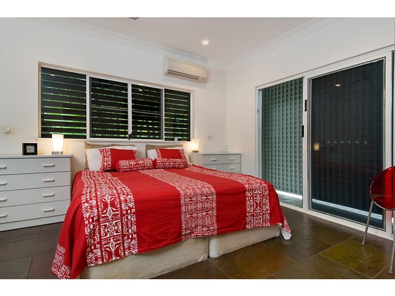 24 Limpet Avenue, Port Douglas QLD 4877