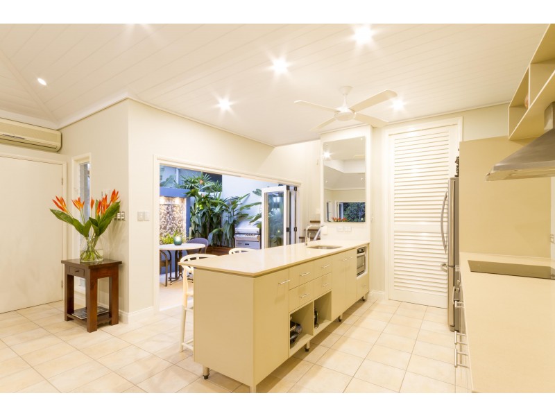 2/31 Murphy Street, Port Douglas QLD 4877