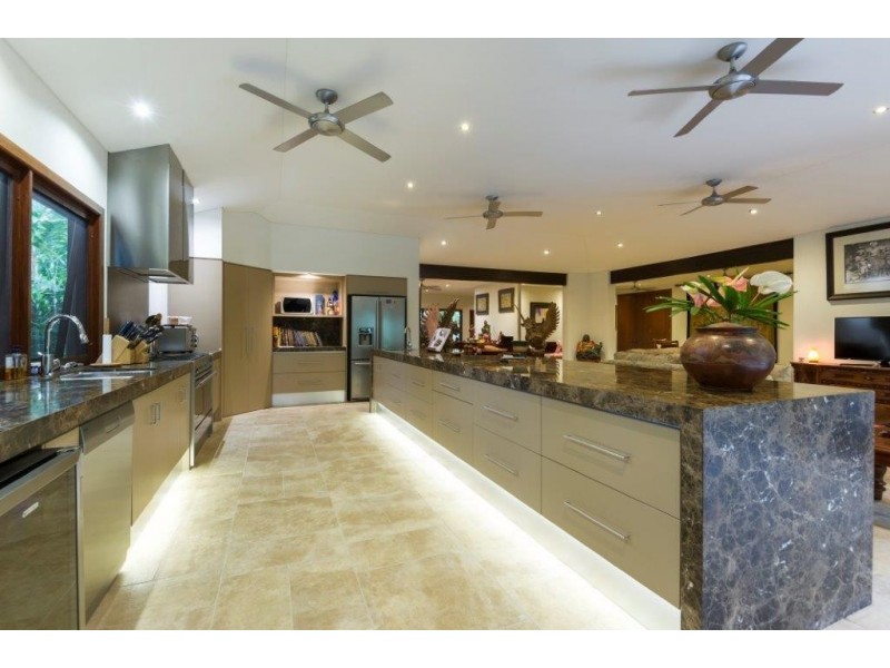 6 Jewel Close, Port Douglas QLD 4877