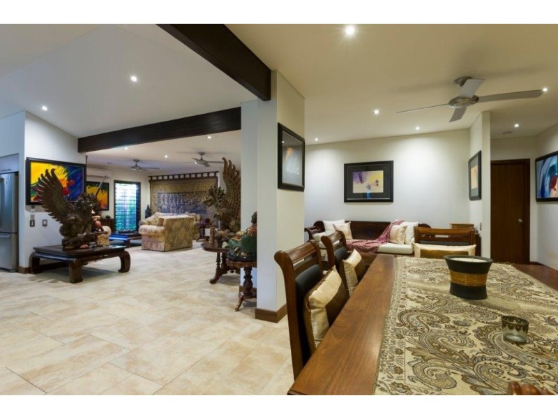 6 Jewel Close, Port Douglas QLD 4877