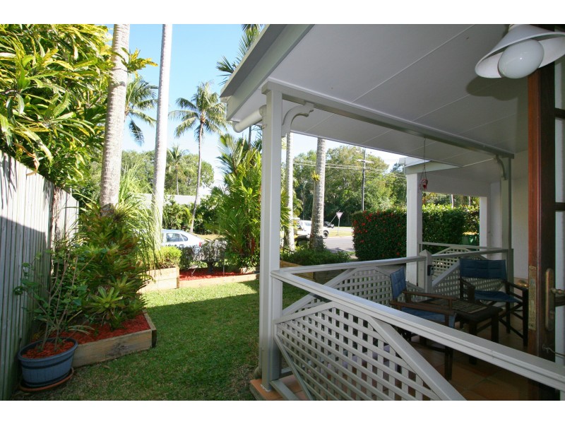3/3 Port Street, Port Douglas QLD 4877