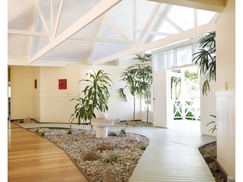 26 SHERRINGTON ROAD, Mowbray QLD 4877