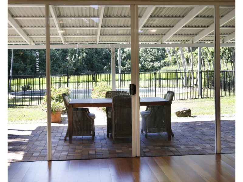 26 SHERRINGTON ROAD, Mowbray QLD 4877