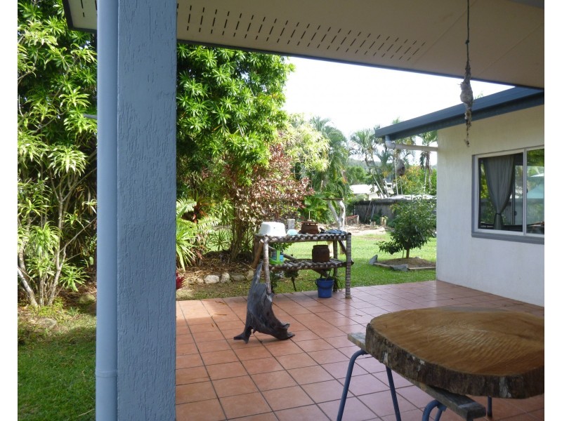 7 Billfish Close, Wonga QLD 4873