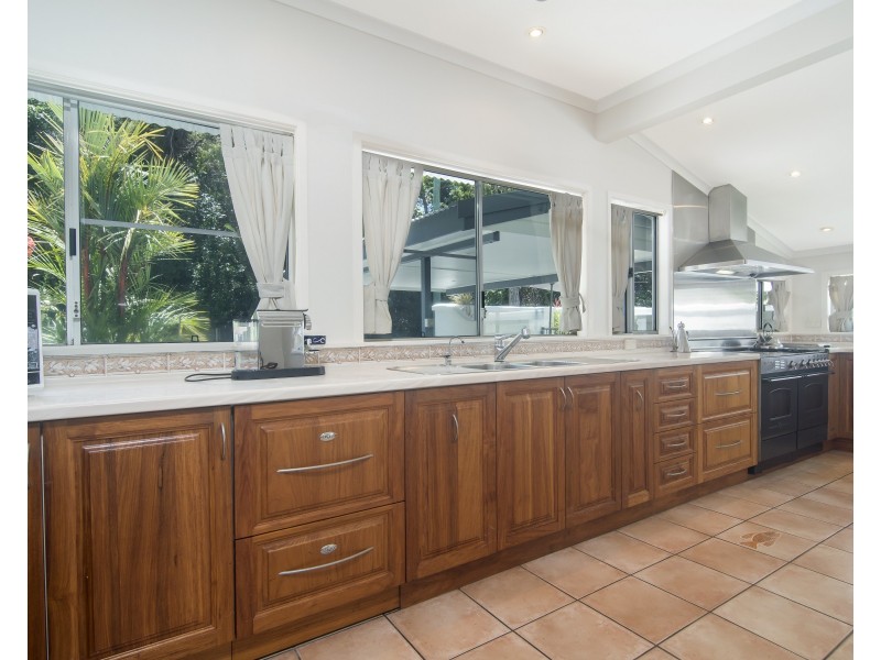 9 Little Reef Street, Port Douglas QLD 4877
