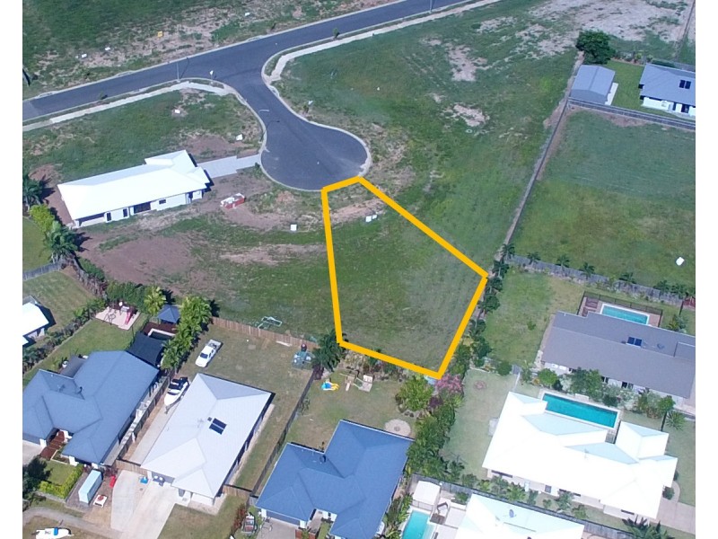 7 Bunjulu Close, Cooya Beach QLD 4873