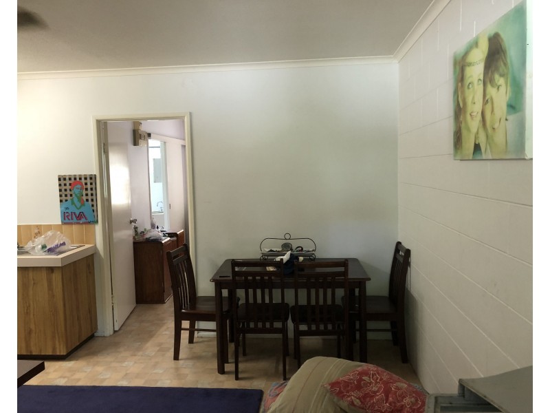 2/326 McLeod Street, Cairns North QLD 4870