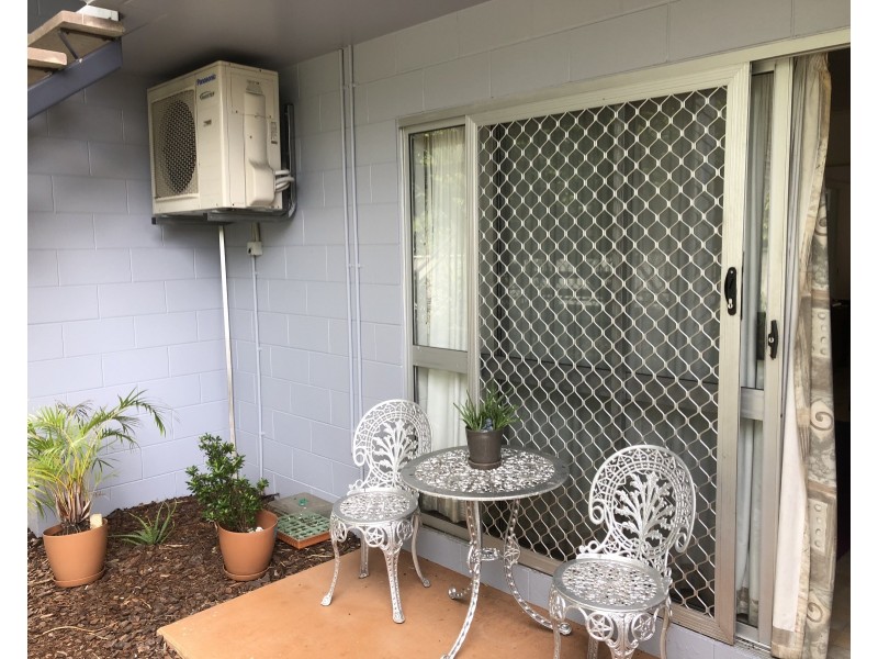 2/326 McLeod Street, Cairns North QLD 4870