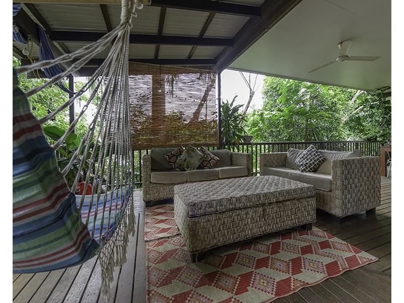 3 Poinciana Street, Cooya Beach QLD 4873