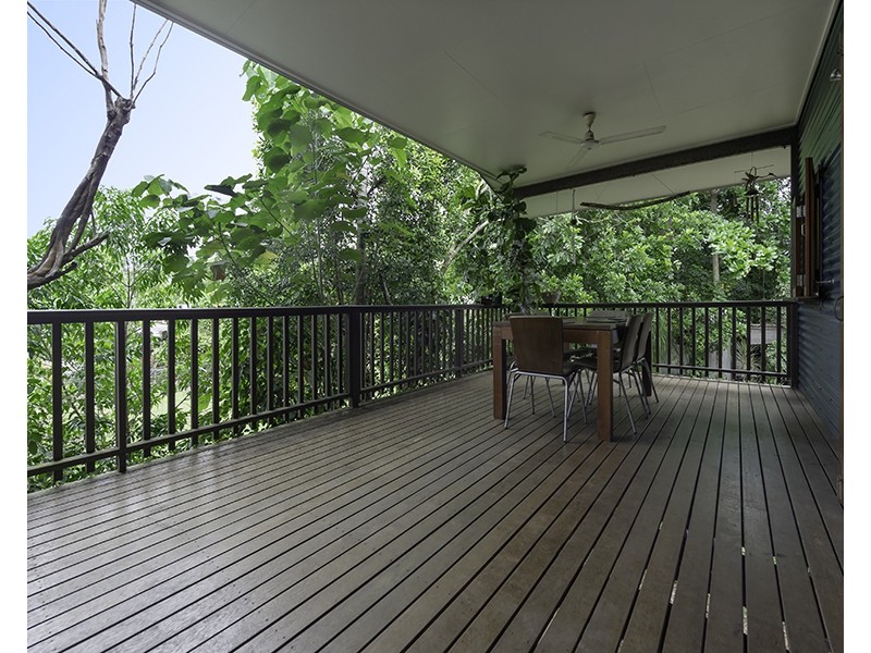 3 Poinciana Street, Cooya Beach QLD 4873