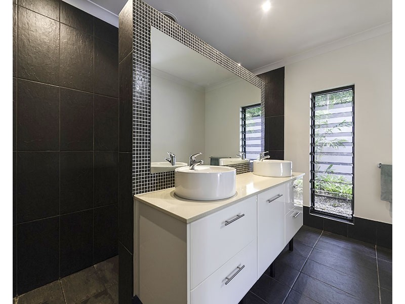 4 Old Port Road, Port Douglas QLD 4877