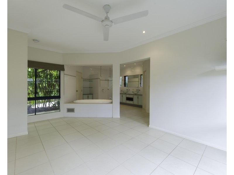 25 Brolga Street, Port Douglas QLD 4877