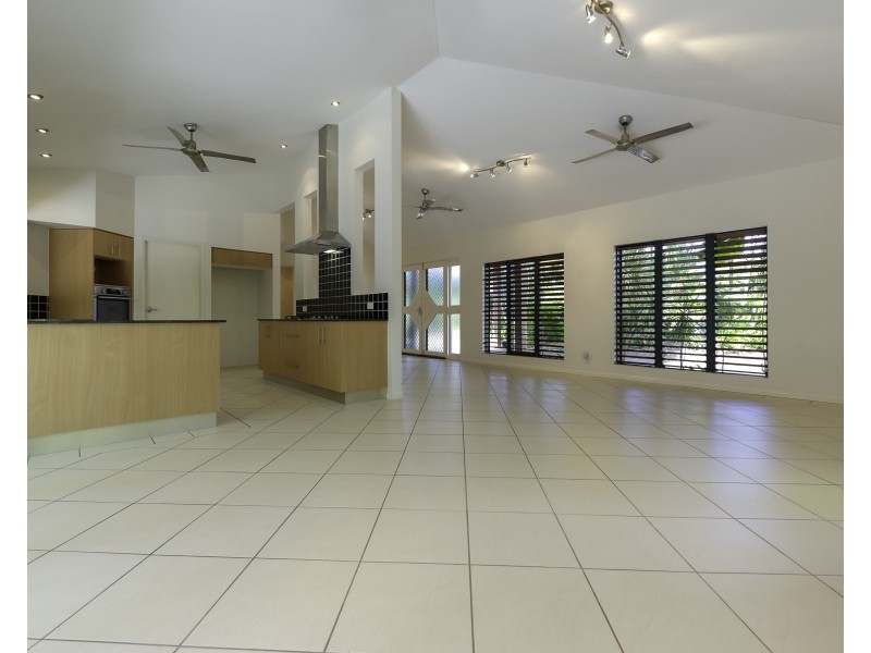 25 Brolga Street, Port Douglas QLD 4877