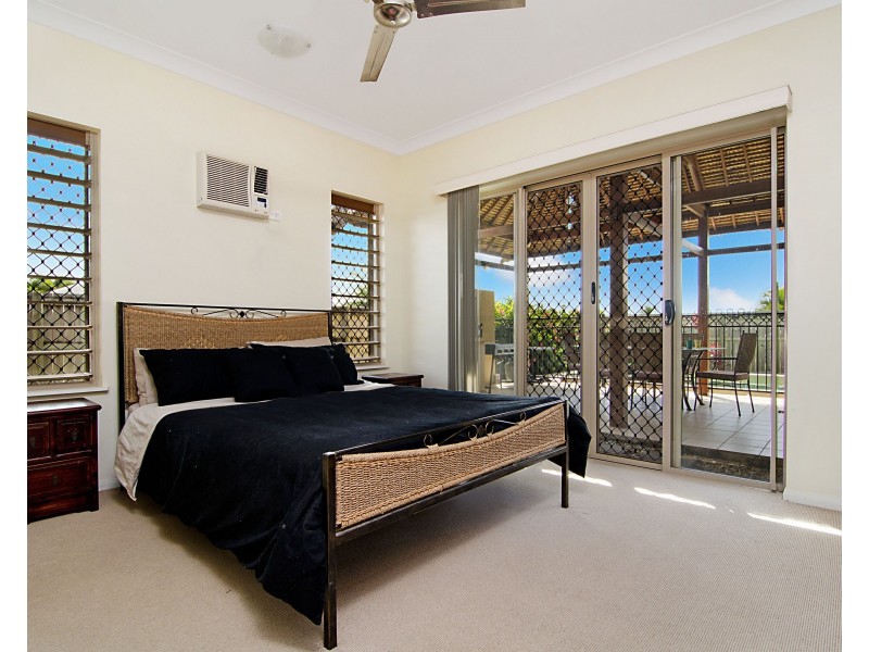 11 Shearwater Street, Port Douglas QLD 4877