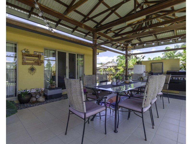 11 Shearwater Street, Port Douglas QLD 4877