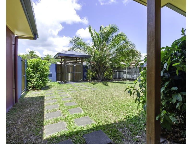 11 Shearwater Street, Port Douglas QLD 4877