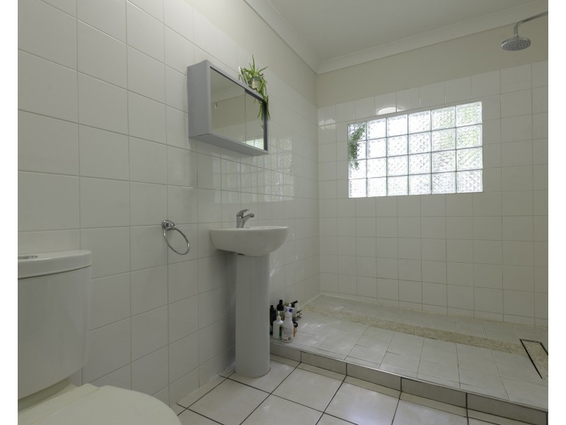 8/3-5 Atoll Close, Port Douglas QLD 4877