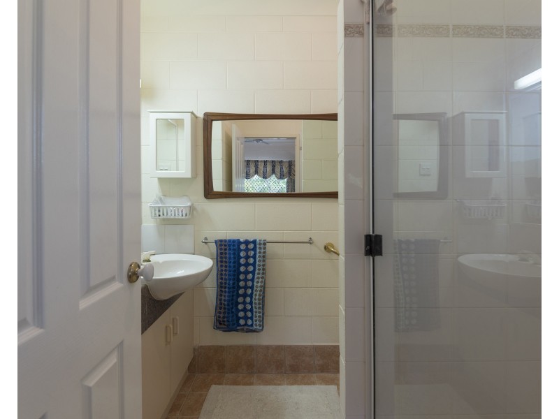 2 Ruby Close, Port Douglas QLD 4877