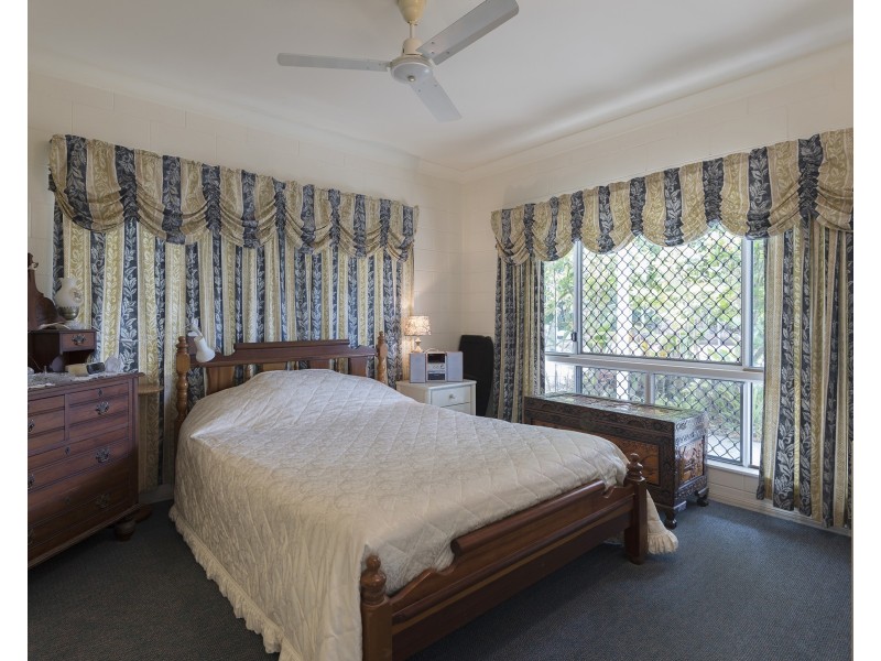 2 Ruby Close, Port Douglas QLD 4877