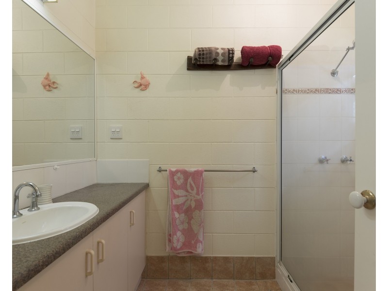 2 Ruby Close, Port Douglas QLD 4877