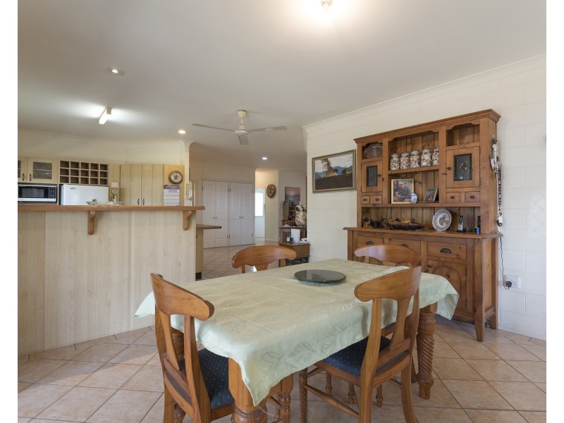 2 Ruby Close, Port Douglas QLD 4877